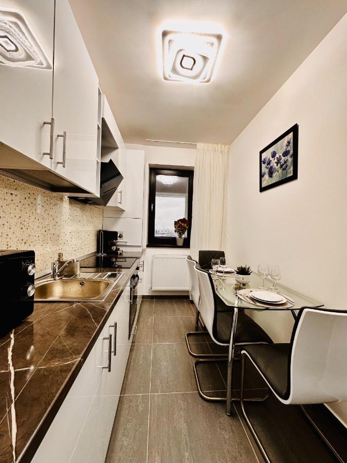 Apartment Rentforcomfort Sky Garden Studio *
