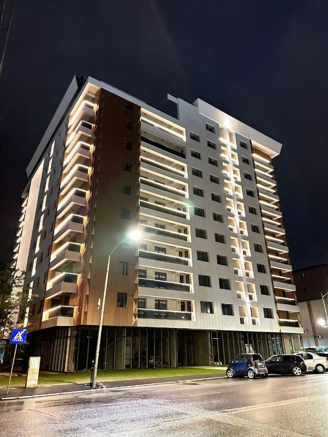 Rentforcomfort Sky Garden Studio Apartment